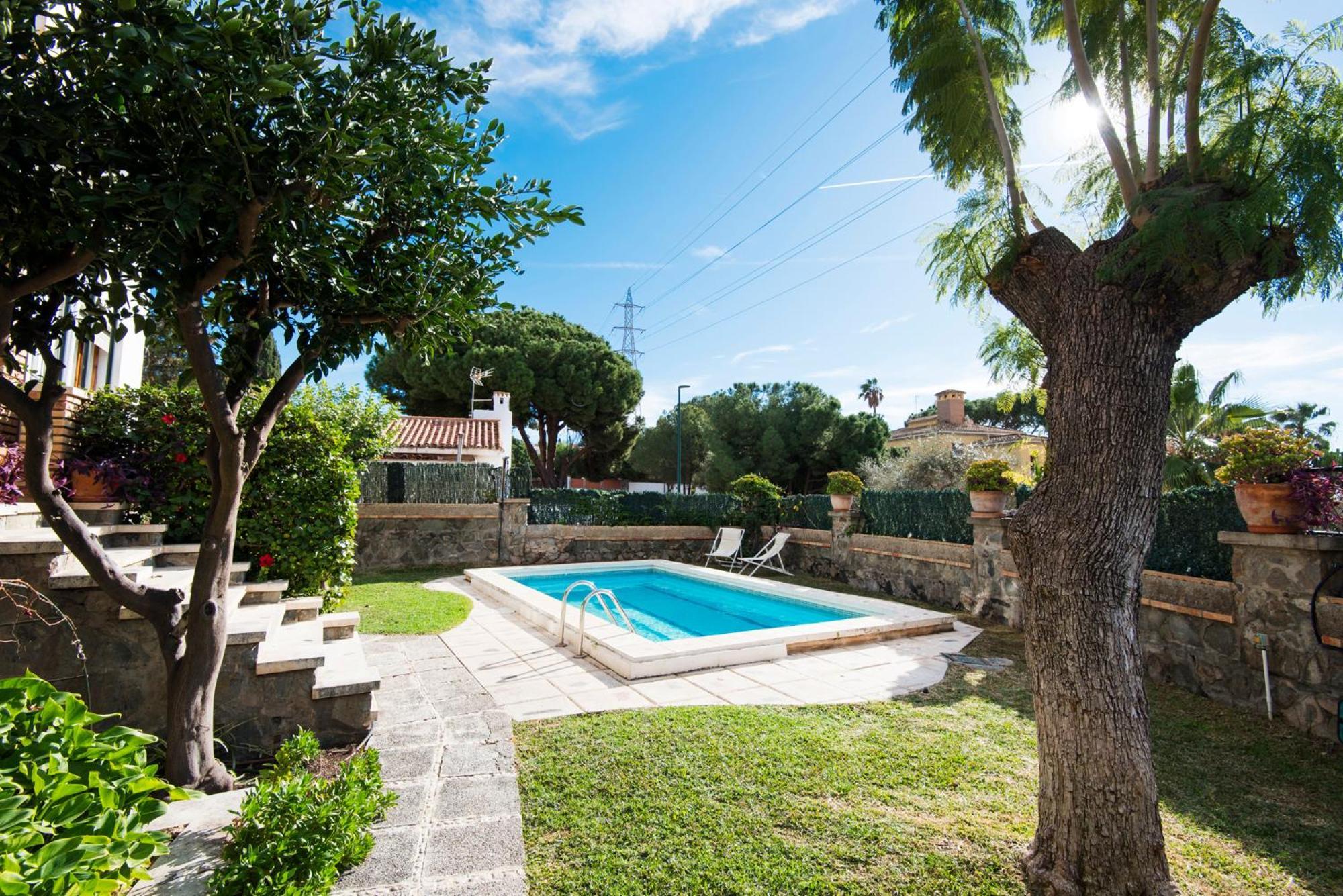 Queen Of The Ocean Villa: Stately Style House With Pool Malaga Exterior photo