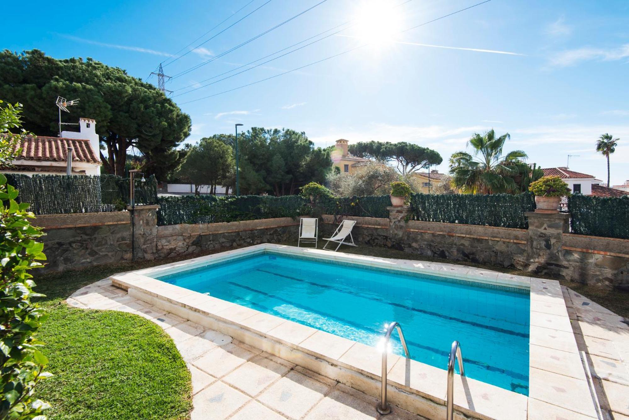 Queen Of The Ocean Villa: Stately Style House With Pool Malaga Exterior photo
