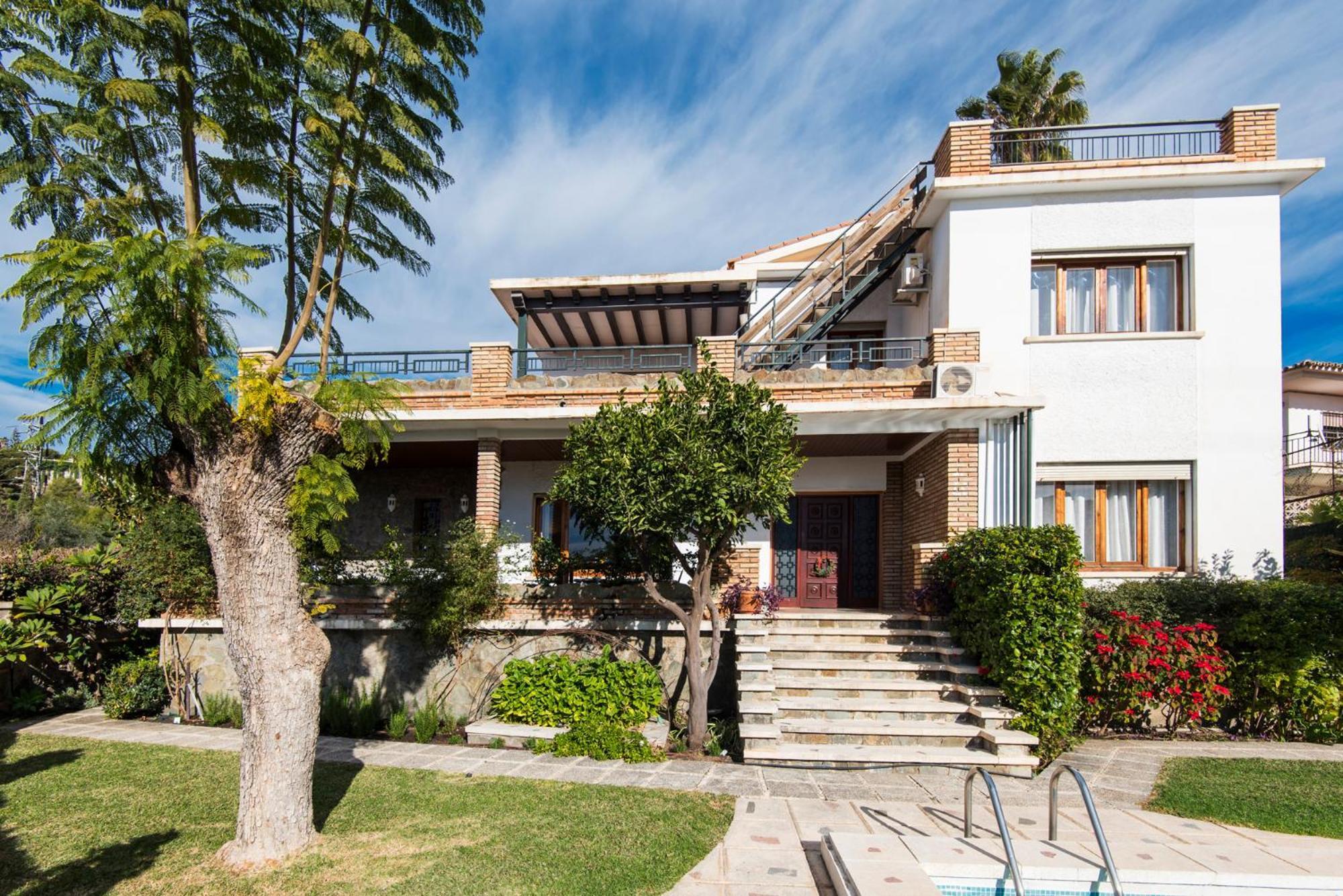 Queen Of The Ocean Villa: Stately Style House With Pool Malaga Exterior photo
